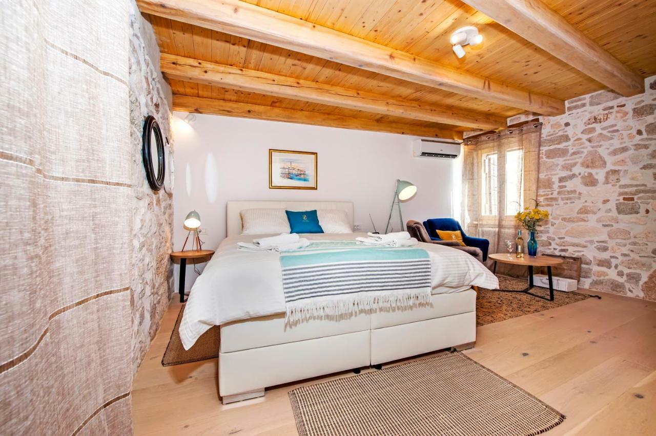 Adriatic Seaview Studio โรวีน ภายนอก รูปภาพ